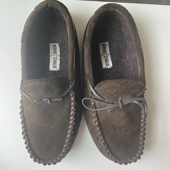 Minnetonka Other - Minnetonka Men's Casey Moccasin Slippers Chocolate Sz 10